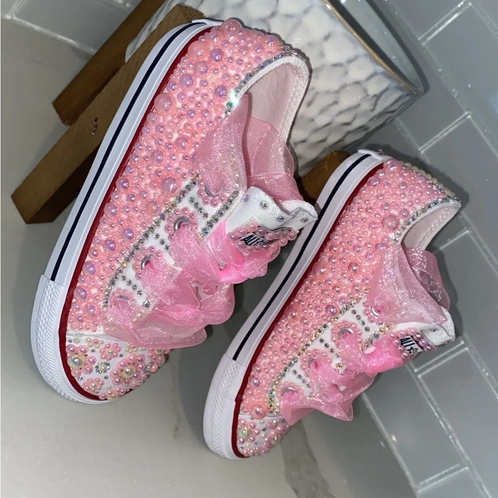 Custom toddler Converse “Pretty in Pink” - Picture 3 of 3